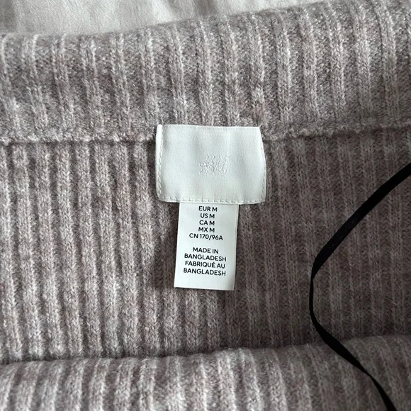 Women's Ribbed Knit Sweater - Cream - Picture 2 of 4